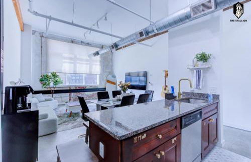 The Stallion #108 - Modern Spacious Loft in Downtown with free parking - Foto 15