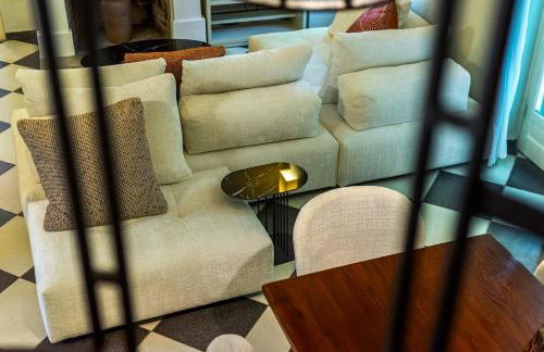 A Majestic Oasis in Keramikos, the Heart of Athens - Foto 3