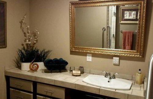 Spacious Rental with Incredible Views for a Group Vacation in Royal, Arkansas - Foto 28