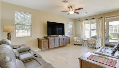 Resort Pools and More Perks! 55 and Goodyear Escape - Foto 4