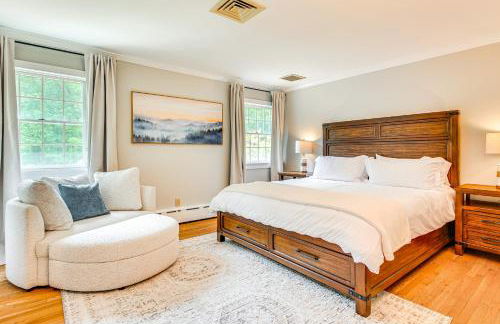 Serene Hudson Valley Escape with Pool and Grill - Foto 21