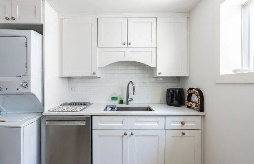 1400sf Cozy Retreat with Sound View, Garden & Privacy - Foto 35