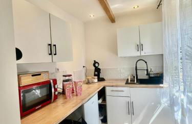 Suite de charme et son jacuzzi en pleine nature - Foto 13