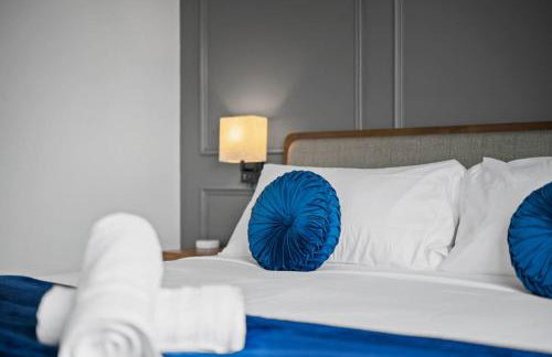 Immaculate Penthouse Double King Suite on Butler St with rooftop deck and free off street parking - Foto 37