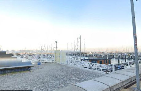 Sleep aboard a beautiful sailboat in Lisbon - Marina Parque das Nações - Foto 17