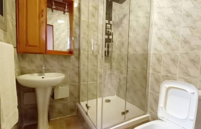 Lovely 2-bed Apartment in Kribi-douala - Foto 12