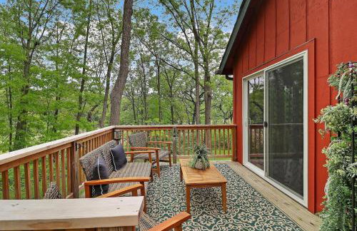 Rare Gem! Game Room, Hot Tub, Near Lake, Pet Ok - Foto 6