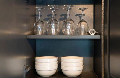 Designer spot - No Extra Fees - Palm Wave Says - Foto 16