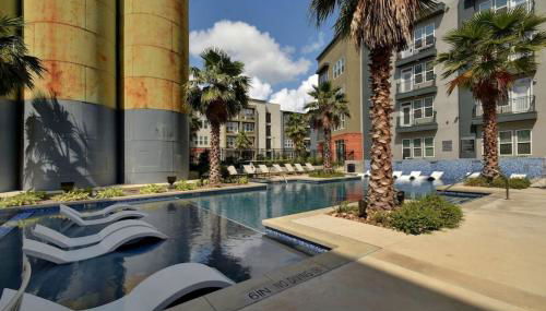 Upscale Apartment Riverwalk Alamo Pearl - Foto 1