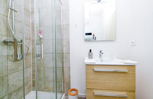 Meublé classé 3 étoiles au pied des thermes - Foto 13