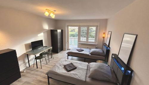 Myflat Apartment mit 6 Betten, 3 Schlafzimmern und Balkon bei Leipzig BMW, Amazon, Porsche, Messe - Foto 2