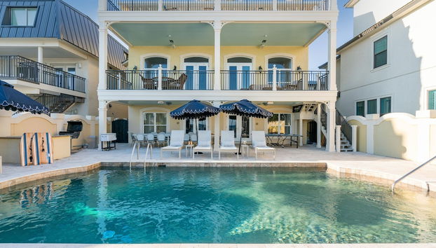 Promenade by Avantstay Beach Front Mansion w Breathtaking Views Pool - Foto 3, Habitación