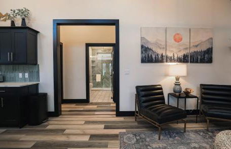 Valley View Resort Cabin #4, 2-Bed, Modern-Luxury with Hot Tub in Canaan Valley, WV - Photo 8