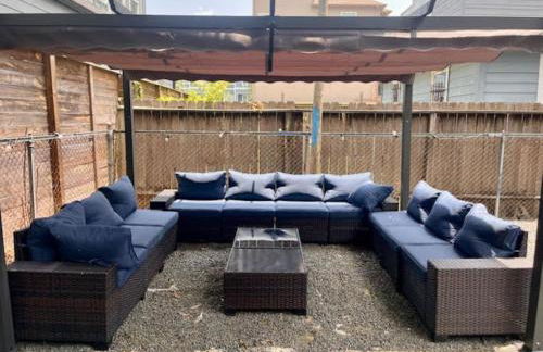 Winter Retreat 3b 3ba Huge backyard Mins from Downtown - Foto 43