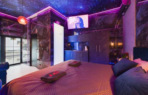 LoveAparts Marki Romantic Stay - Photo 38