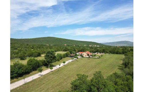 Cozy Home In Vojnic Sinjski With Sauna - Photo 15