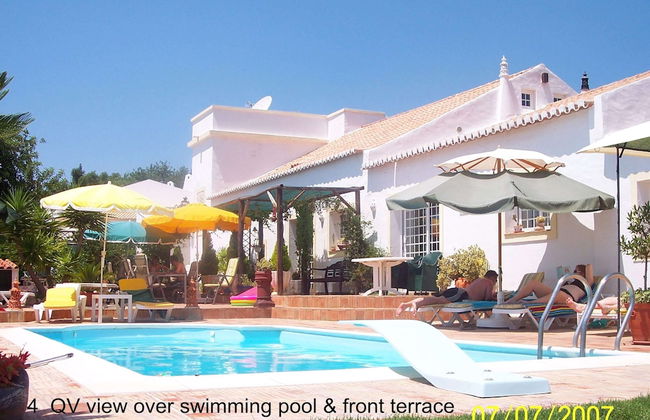 All Houses are Located in a Finely Restored Quinta - Foto 12