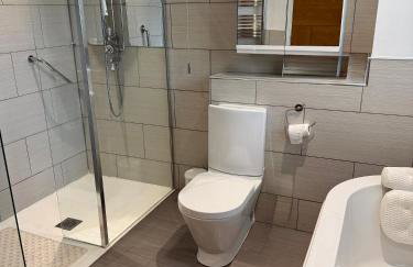 Bright, Stylish 1 KS Bed Bungalow with Private Garden - Foto 13