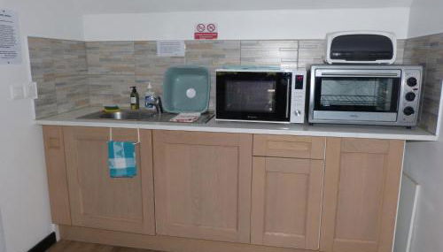 T2 calme et chaleureux 1 à 5 pers - Foto 4, minibar