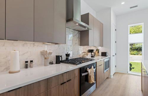 Luxury Getaway Near AT&T Stadium - 4BR Entire House-Hot Tub & Arcade - Foto 6