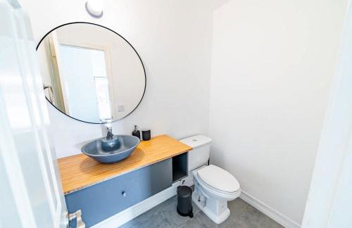 Elegant 4BR 2,5BA Holiday Home with Pool, Game Room & Grill - Foto 16