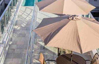 Funcional! Piscina, garagem, lavanderia, academia! - Foto 11