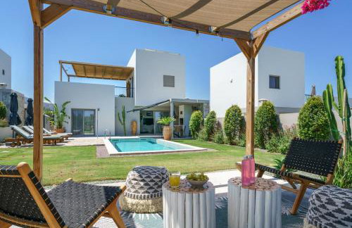 Modern Family Villa Leba with Private Pool & BBQ - Foto 2