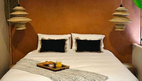 Le Jacaranda - Suite africaine - Sauna & Netflix - Foto 5