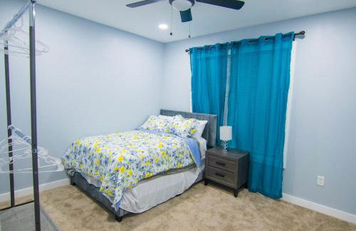 Fully Furnished 1st Floor Retreat - Foto 9