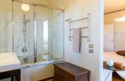 Modern Villa With View In Marche Hills - Foto 22