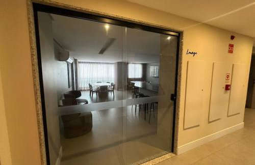 New, Pool, Fast Wi-Fi, Near the airport - Photo 12