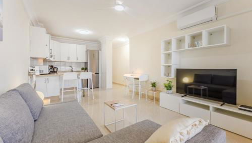 Beautiful sea view apartment with air condition San Remo-Palm Mar Arona - Foto 5, stove