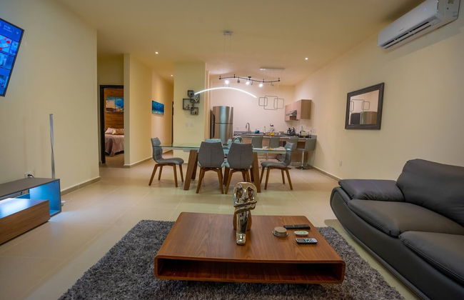 Luxury Apartment With Poll - Photo 43