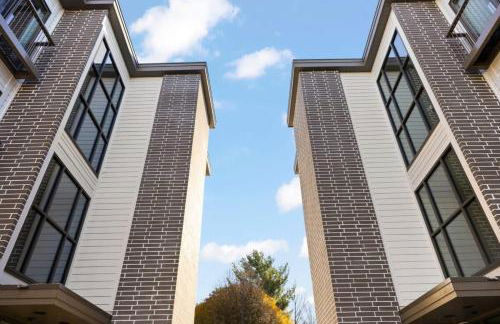 Capri Unit 001 in the Heart of Downtown TC - Foto 54