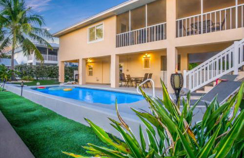 NEW!Paradise PalmsDockPoolKayaks GrillView! - Foto 28