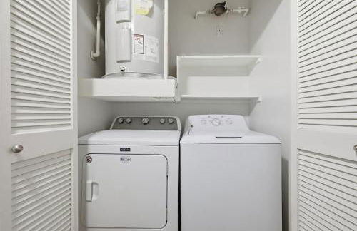 Stylish 1BR Suite with All the Comforts of Home - Photo 6