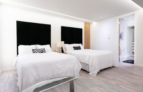 Modern Loft with Park Like Setting View - Foto 8