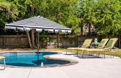 Pool Getaway Movie Room Games Yard BBQ Pets - Foto 24