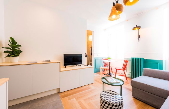 Be Mate Gran Vía Suites - Photo 55