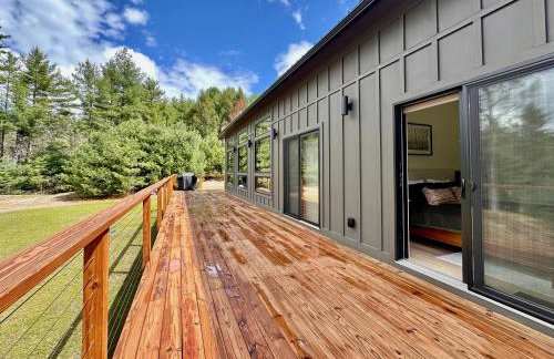 Modern Forest Retreat Near Barryville Sleeps 8 - Foto 3