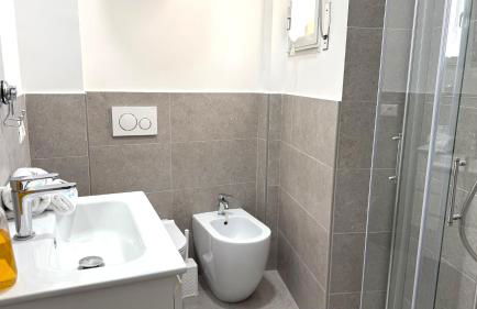 F007 - Fano, monolocale fronte mare in residence con piscina - Photo 15