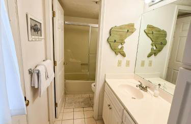 Fins Up Margaritaville 2BD3BALoftGrillFirepit - Foto 26