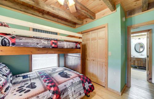 Santeetlah Lake Retreat with Dock Walk to Water! - Foto 12