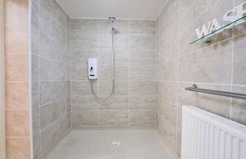 Bespoke Bungalow Salford Quays - Garden, WiFi and Parking - Foto 11