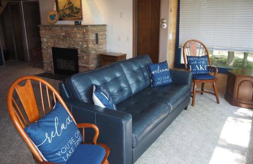 Cavalier Cottage - Private Lakefront w Kayaks! - Foto 17