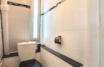 Konforta : Paisible maison d'été avec grand jardin - Foto 27