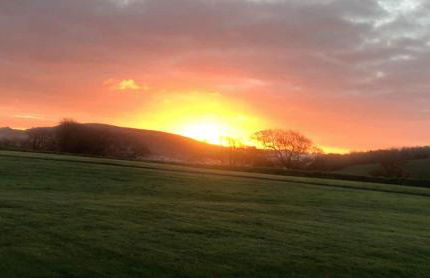 Romantic Rural Break In Countryside Castle Grounds Private Retreat Wizards Rest - Foto 7