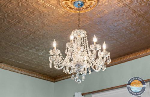 Historic 1868 Farmhouse Kettle Moraine Getaway - Foto 41