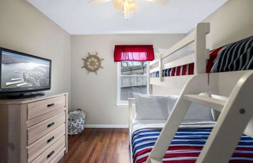 Family Lakefront Oasis - Picture Perfect Retreat - Foto 56