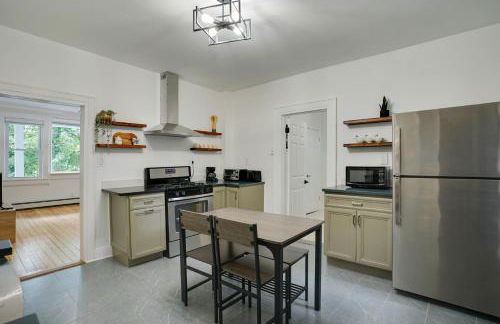 Modern Hastings-On-Hudson Home Near River! - Foto 10